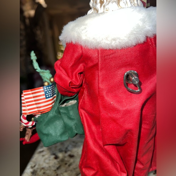 Fabriché Musical “Great American Santa Christmas Collectible Kurt Adler - Picture 6 of 10